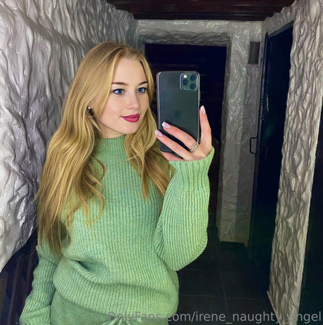 Nagie wyciekłe zdjęcie OnlyFans od Irenenaughtyangel