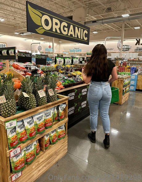Nagie wyciekłe zdjęcie OnlyFans od Greenchefgabi