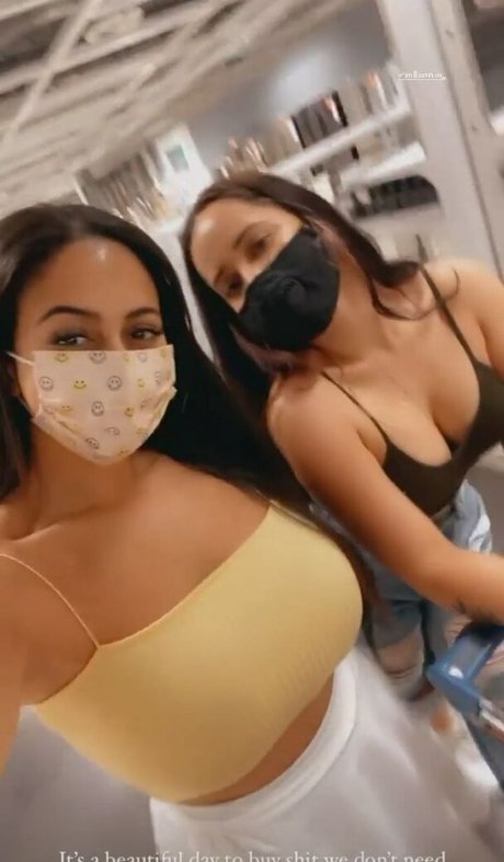 Nagie wyciekłe zdjęcie OnlyFans od Bienbelle