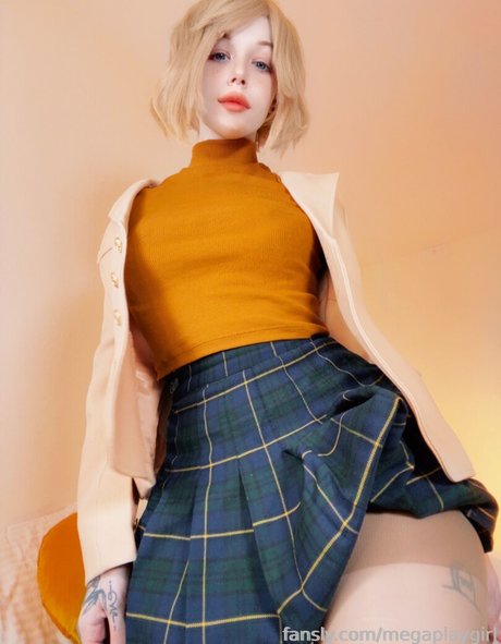 Megaplaygirl