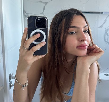 Nagie wyciekłe zdjęcie OnlyFans od Clarissa Pavie