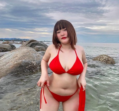 Nagie wyciekłe zdjęcie OnlyFans od Yinnxmuayy