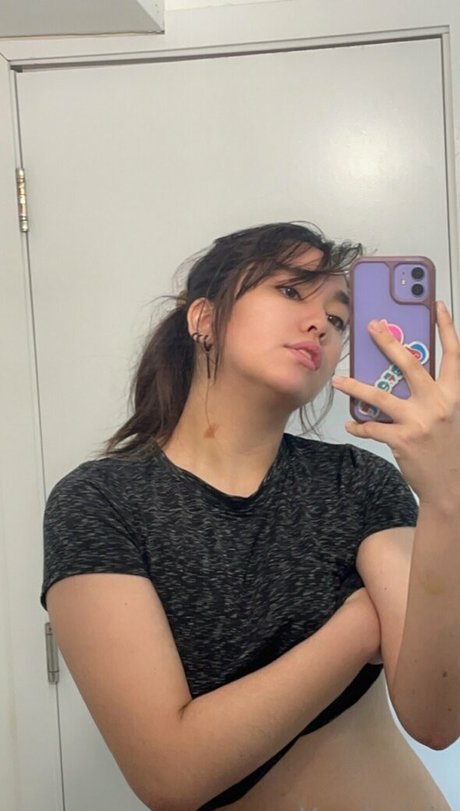 Nagie wyciekłe zdjęcie OnlyFans od Yandericia