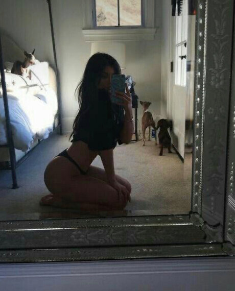 Nagie wyciekłe zdjęcie OnlyFans od Khloe