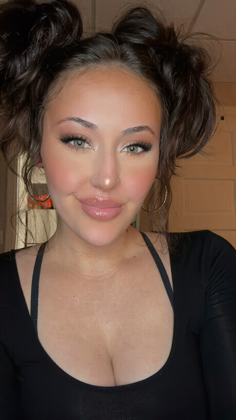 Nagie wyciekłe zdjęcie OnlyFans od Angel