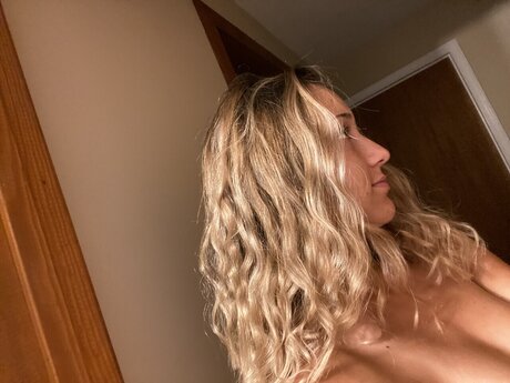 Nagie wyciekłe zdjęcie OnlyFans od Mtvh