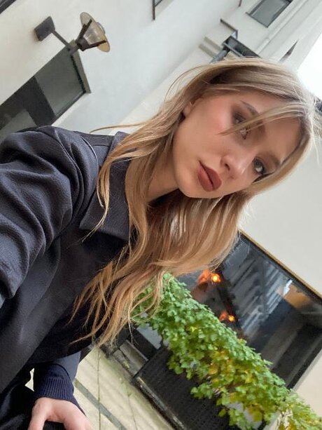 Nagie wyciekłe zdjęcie OnlyFans od Lizzie