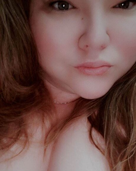 Nagie wyciekłe zdjęcie OnlyFans od Honey