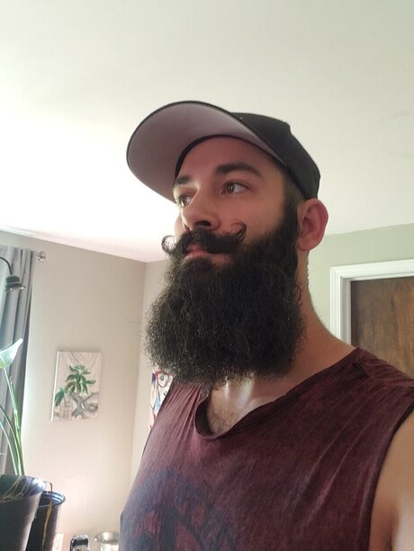 Nagie wyciekłe zdjęcie OnlyFans od Bearded Bard