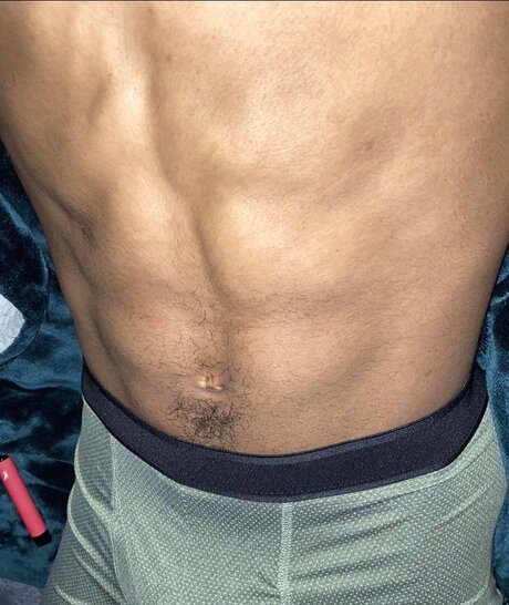 Nagie wyciekłe zdjęcie OnlyFans od Traee