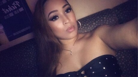 Nagie wyciekłe zdjęcie OnlyFans od Aziatbbyworld