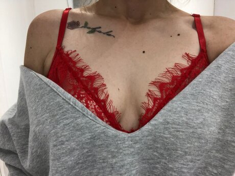 Nagie wyciekłe zdjęcie OnlyFans od Mahala