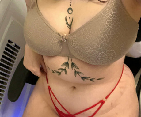 Nagie wyciekłe zdjęcie OnlyFans od Eekhat