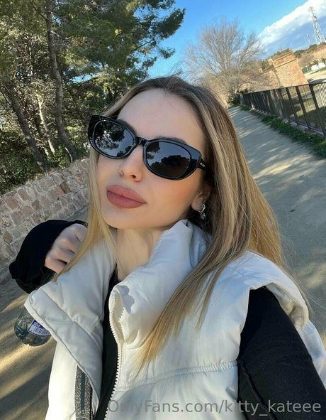 Kitty_kateee