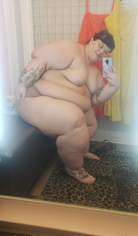 Nagie wyciekłe zdjęcie OnlyFans od Bbwbeccabae