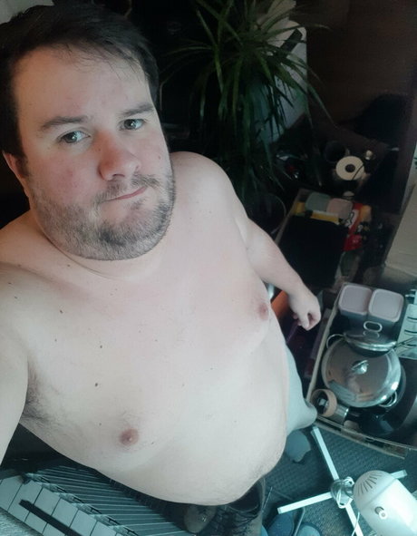 Nagie wyciekłe zdjęcie OnlyFans od Bighogboy