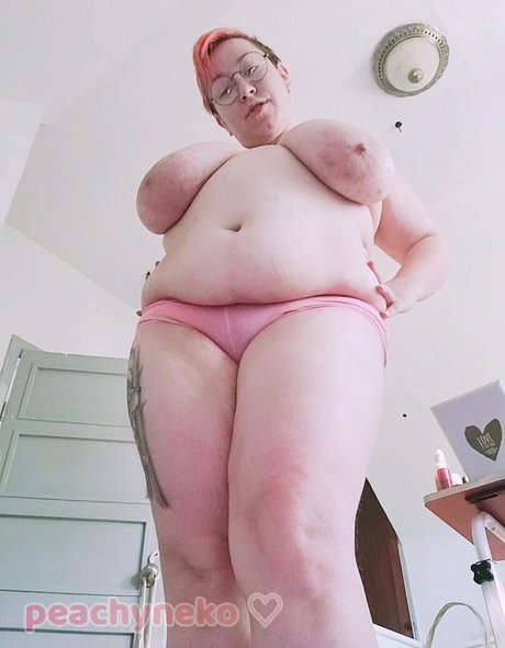 Peachyneko