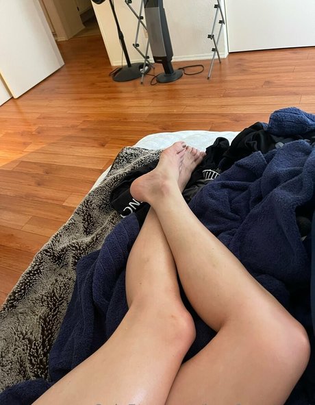 Nagie wyciekłe zdjęcie OnlyFans od Legsfeetrepeat