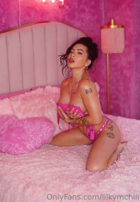 Nagie wyciekłe zdjęcie OnlyFans od Lilkymchiii