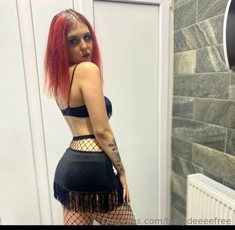 Nagie wyciekłe zdjęcie OnlyFans od Babydeeeefree