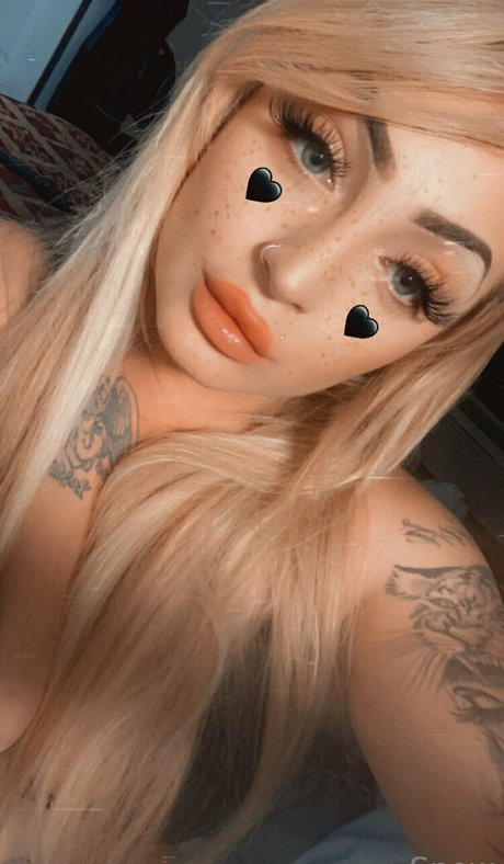 Nagie wyciekłe zdjęcie OnlyFans od Snowbunnygang420