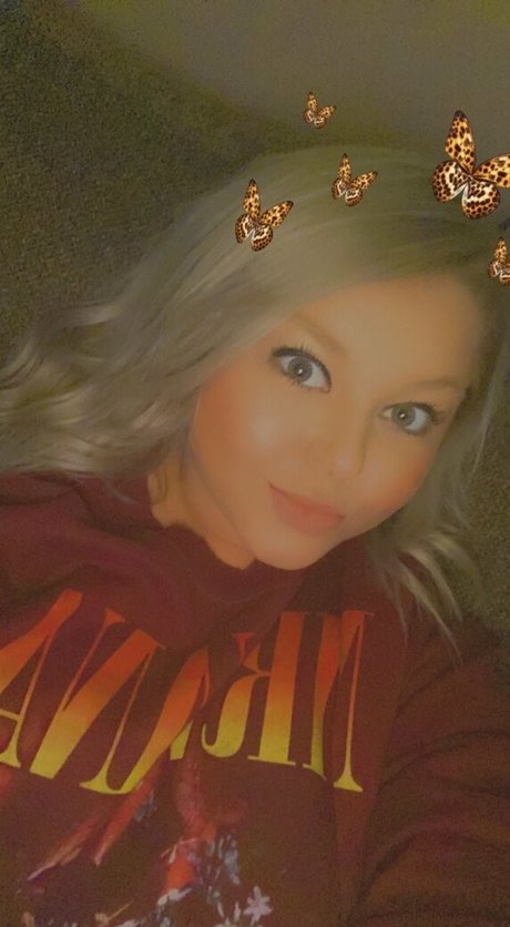 Nagie wyciekłe zdjęcie OnlyFans od Xxxhookedonbrookefree