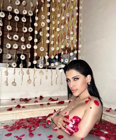 Nagie wyciekłe zdjęcie OnlyFans od Edin Rose