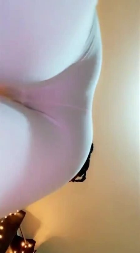 Nagie wyciekłe zdjęcie OnlyFans od Nude Antilles