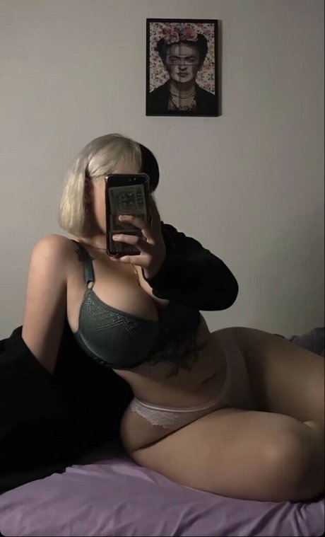 Nagie wyciekłe zdjęcie OnlyFans od Aebgirl01