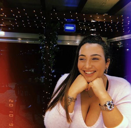 Nagie wyciekłe zdjęcie OnlyFans od Alessia Barbarossa