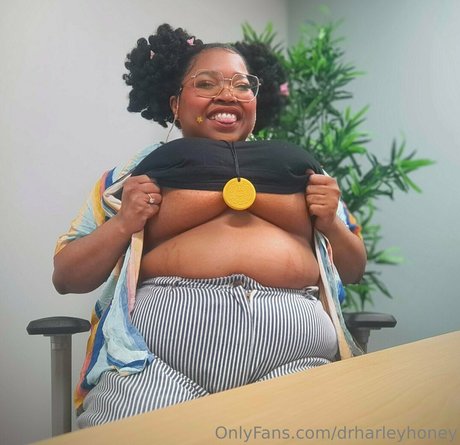 Nagie wyciekłe zdjęcie OnlyFans od Drharleyhoney