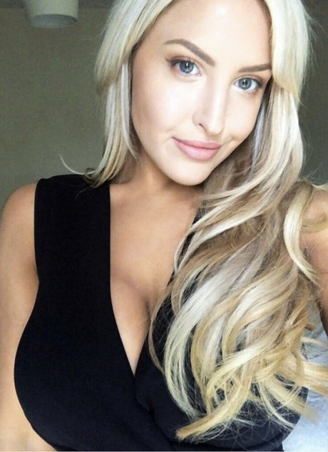 Nagie wyciekłe zdjęcie OnlyFans od Eljonesuk