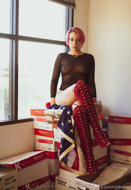 Nagie wyciekłe zdjęcie OnlyFans od Redhouse