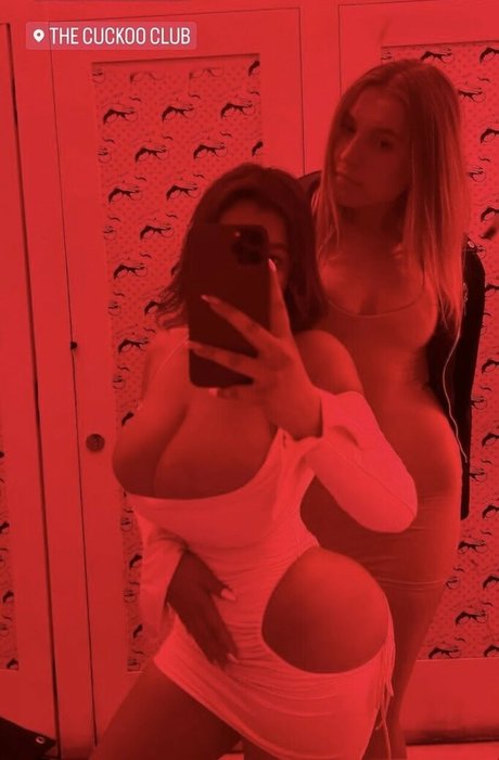 Nagie wyciekłe zdjęcie OnlyFans od Karina1