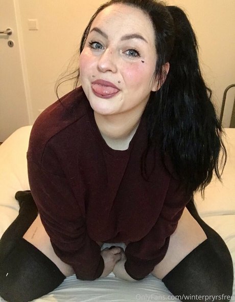 Nagie wyciekłe zdjęcie OnlyFans od Winterpryrsfree
