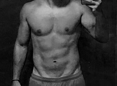Nagie wyciekłe zdjęcie OnlyFans od Nacho Siggfreddi