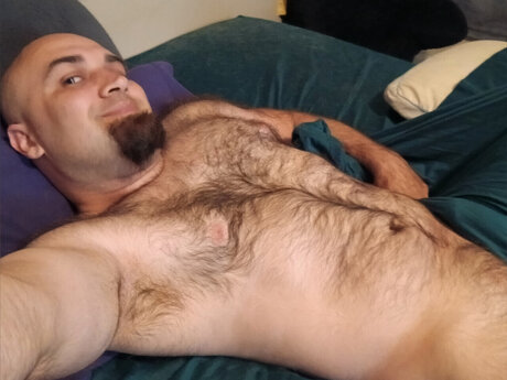 Nagie wyciekłe zdjęcie OnlyFans od Bearlyconscious