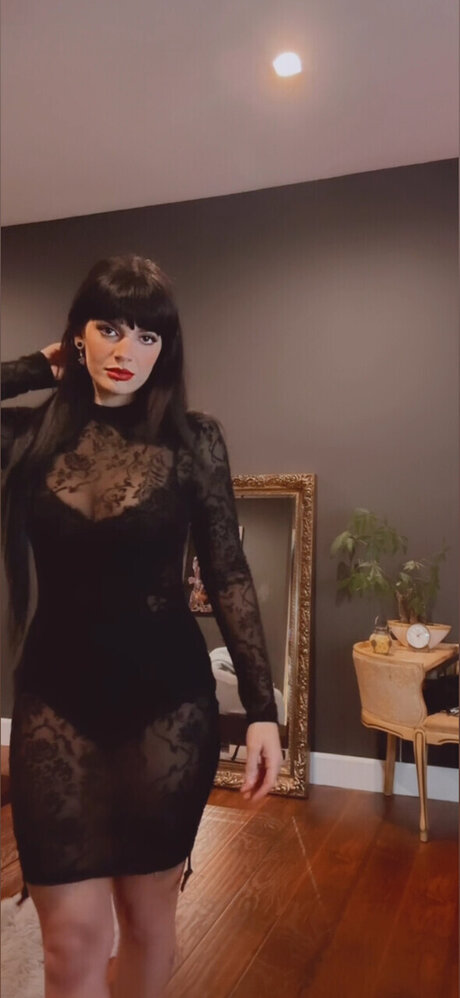 Nagie wyciekłe zdjęcie OnlyFans od Lolasinz