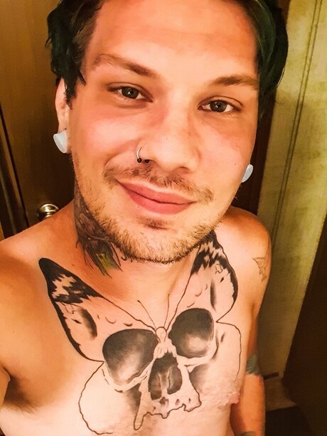 Nagie wyciekłe zdjęcie OnlyFans od Auzzybear