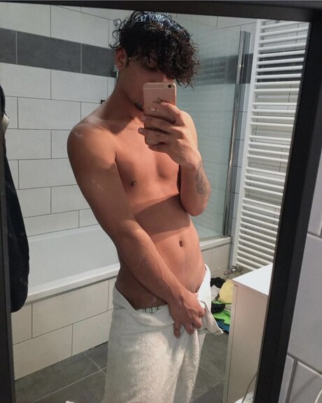 Nagie wyciekłe zdjęcie OnlyFans od Vynmrc