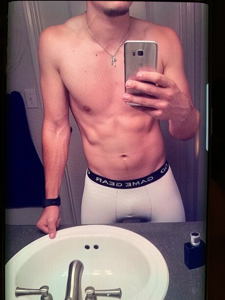 Nagie wyciekłe zdjęcie OnlyFans od Joseph Salinas