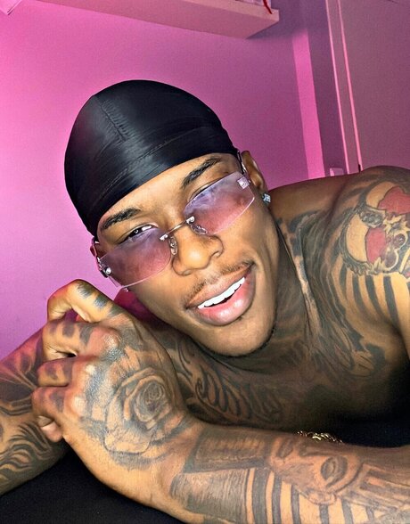 Nagie wyciekłe zdjęcie OnlyFans od Parzze