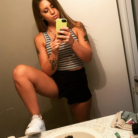 Nagie wyciekłe zdjęcie OnlyFans od Vivian Batchelor
