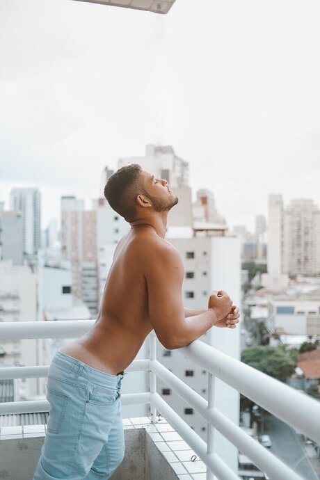 Nagie wyciekłe zdjęcie OnlyFans od Alvarez