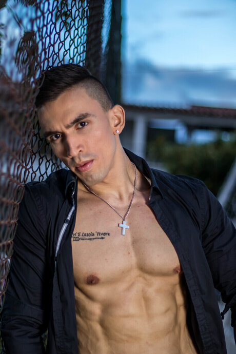 Nagie wyciekłe zdjęcie OnlyFans od Adrianfitmen