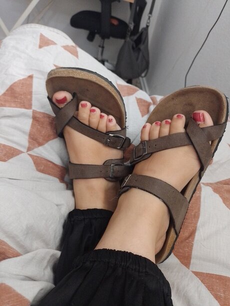 Nagie wyciekłe zdjęcie OnlyFans od Naughtyfeet123