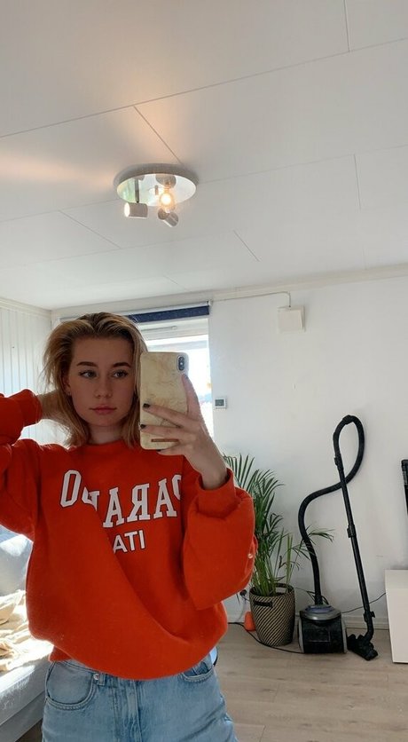 Nagie wyciekłe zdjęcie OnlyFans od Plnkbabi