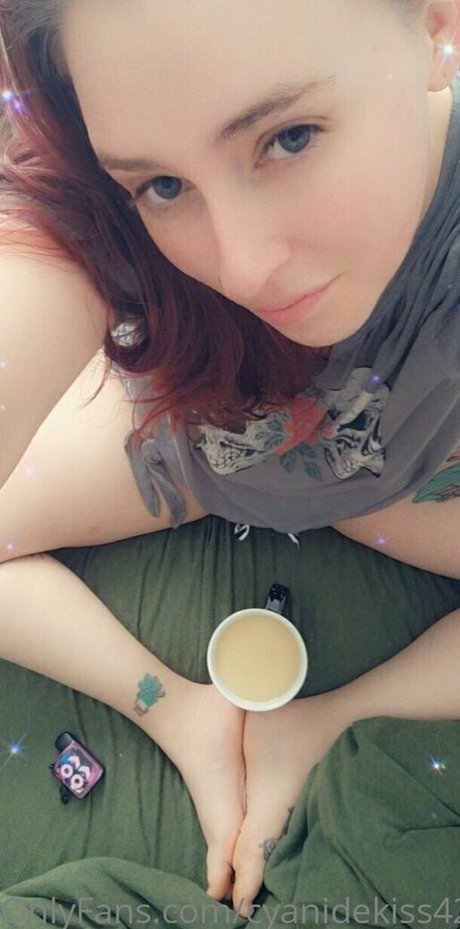 Nagie wyciekłe zdjęcie OnlyFans od Cyanidekiss420
