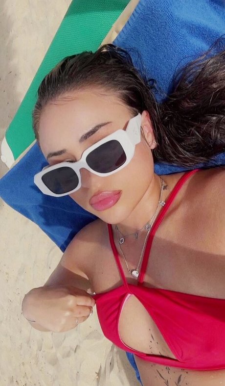 Nagie wyciekłe zdjęcie OnlyFans od Fiona Schramm