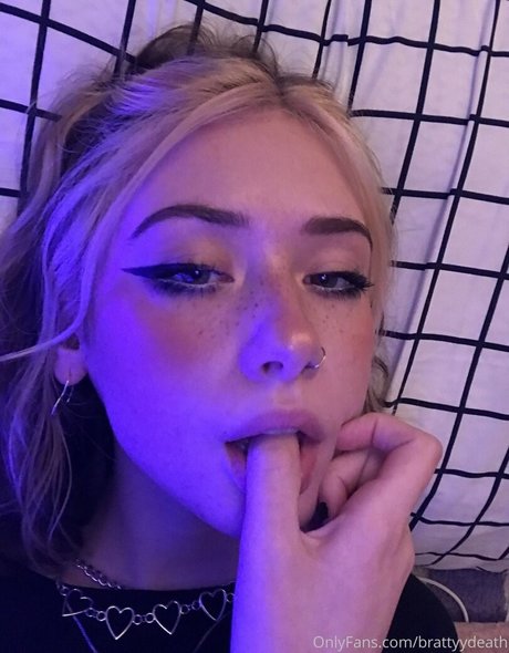 Nagie wyciekłe zdjęcie OnlyFans od Cammie